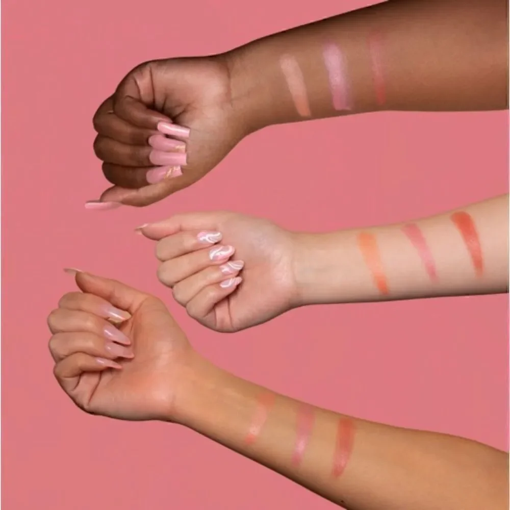 NIB Dominique Cosmetics Silk Tone Cream Blush in Warm Peach